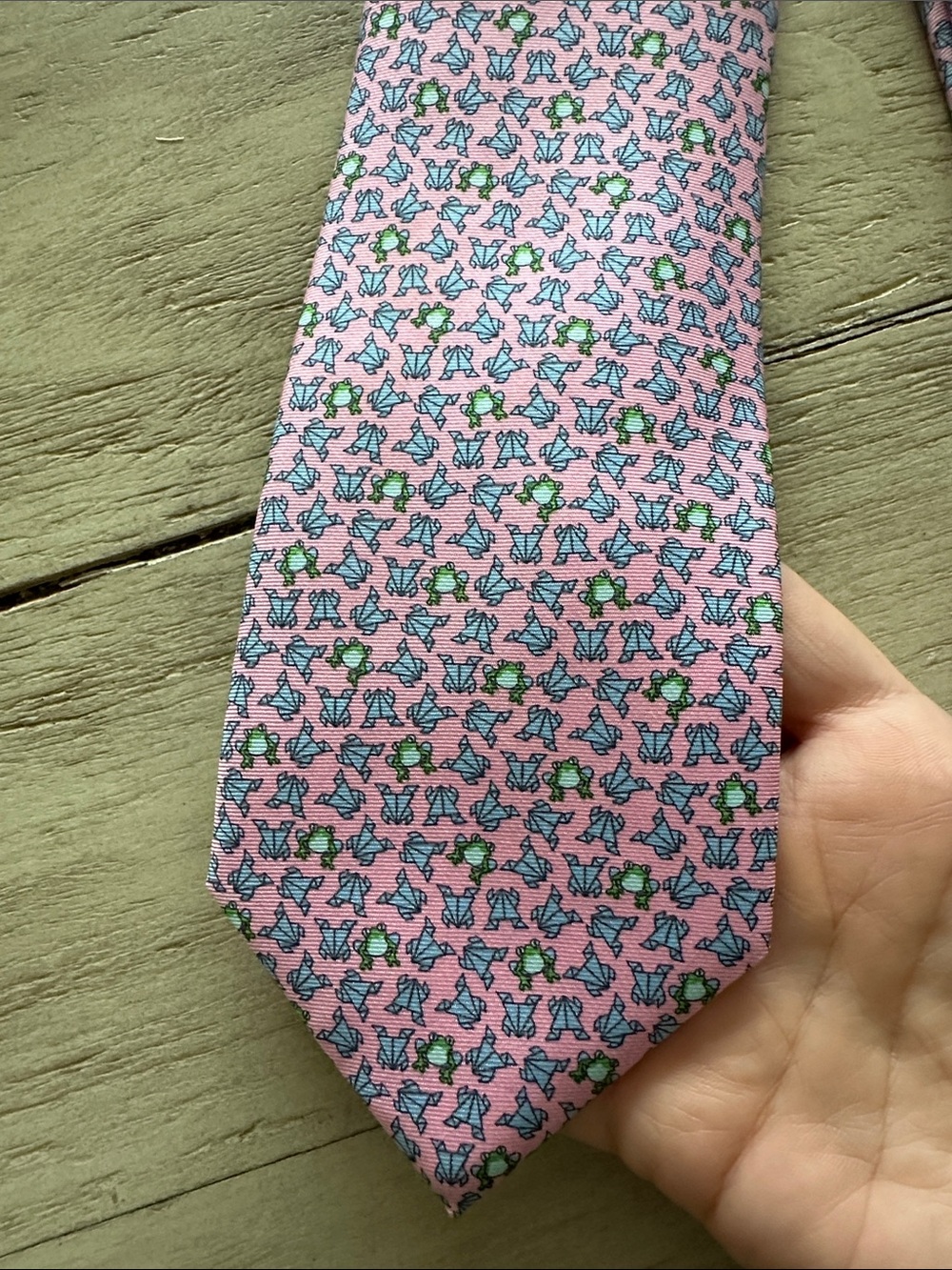 NWOT Brooks Brothers Pink Frog Origami Novelty Made in New York Silk USA - Picture 2 of 6